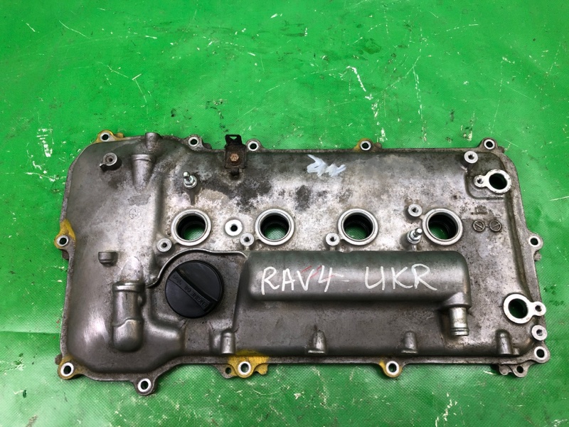 Крышка клапанная TOYOTA RAV4 13-19 2017 ZSA42 2.0 3ZRFE 11201-37022 Б/У
