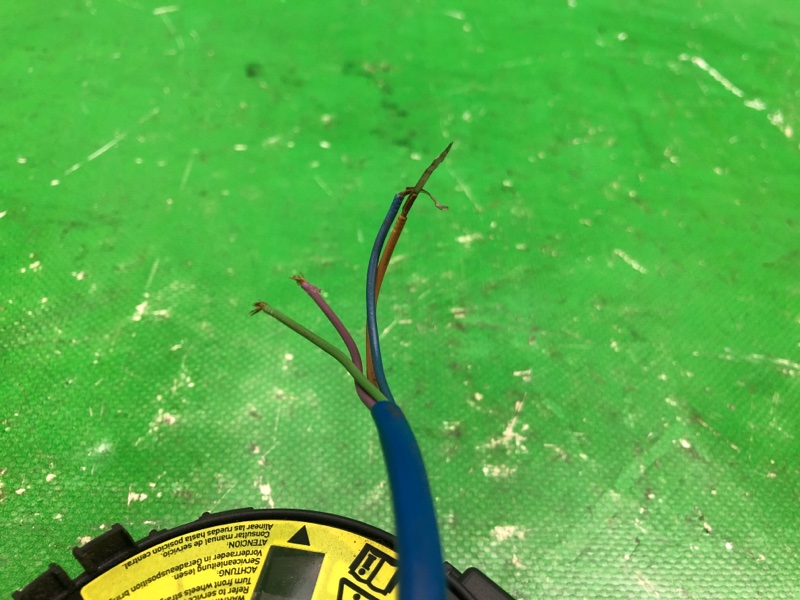 Шлейф Airbag FOCUS 10-18 2015 CB8 2.0 XQDA Шлейф Airbag FOCUS 10-18 2015 CB8 2.0 XQDA