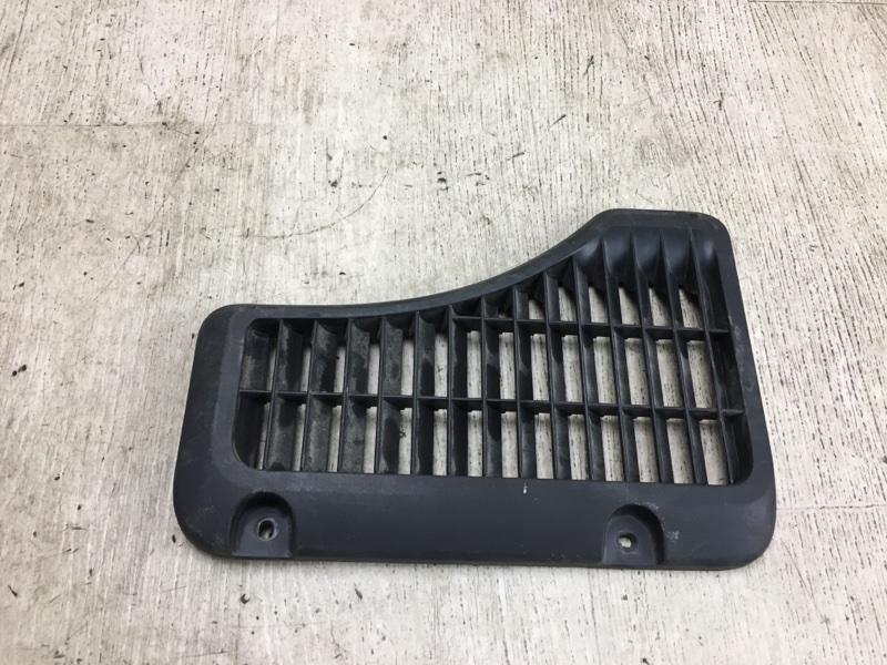 Накладка в салоне задняя правая NV200 USA 13- 2020 M20XUS 2.0 MR20DE