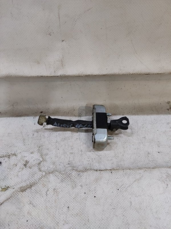 Ограничитель двери задний левый AURIS 06-12