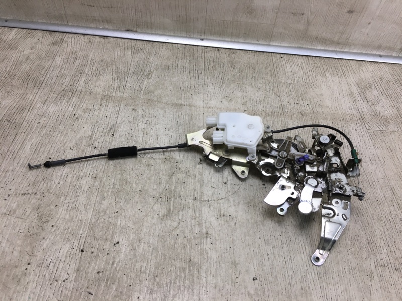 Замок двери боковой передний правый NISSAN NV200 USA 13- 2020 M20XUS 2.0 MR20DE 82504-3LM1D Б/У