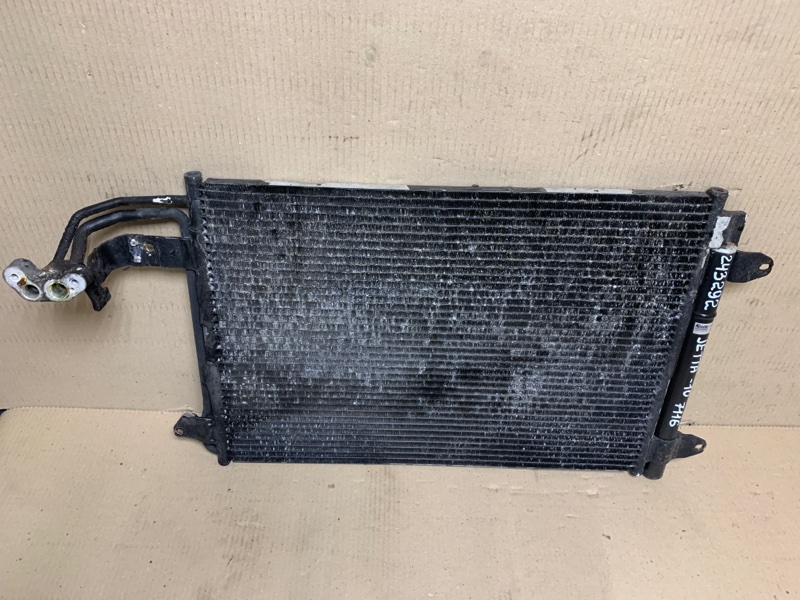 Радиатор кондиционера JETTA 05-10 2007 Седан 2.5