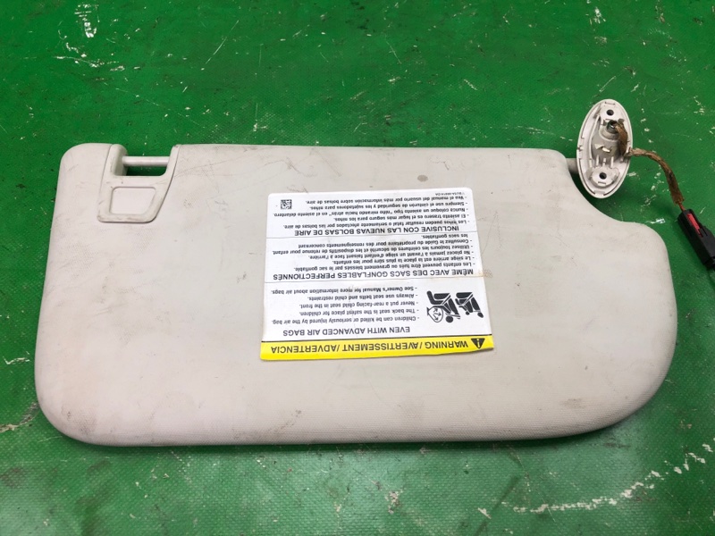 Козырек солнцезащитный левый FOCUS 10-18 2015 CB8 2.0 XQDA Козырек солнцезащитный левый FOCUS 10-18 2015 CB8 2.0 XQDA