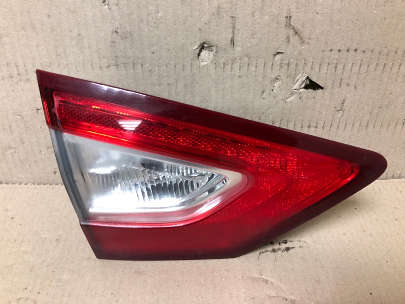 Фонарь внутренний задний левый FORD FUSION 14- 2014 Седан 2.5 DS7Z-13405-A Б/У