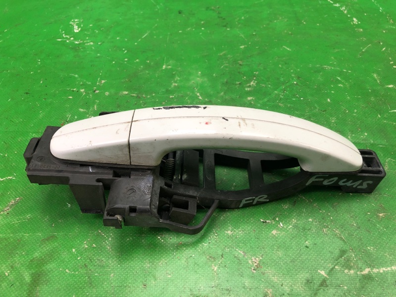 Ручка двери наружная передняя правая FORD FOCUS 10-18 2015 CB8 2.0 XQDA CV6Z-5422404-CA Б/У