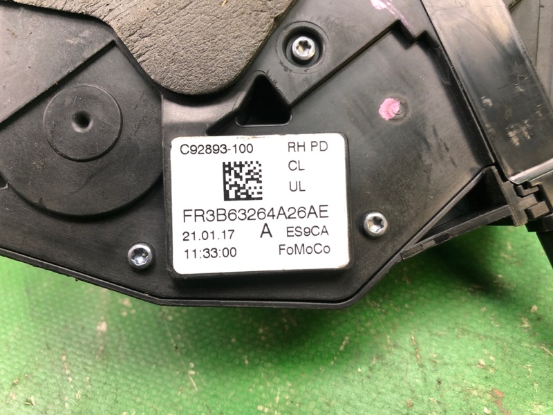 Замок двери передний правый FOCUS 10-18 2015 CB8 2.0 XQDA