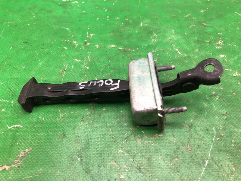 Ограничитель двери передний правый FOCUS 10-18 2015 CB8 2.0 XQDA