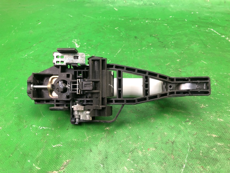 Ручка двери наружная задняя левая FOCUS 10-18 2015 CB8 2.0 XQDA