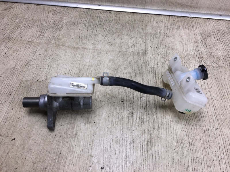 Главный тормозной цилиндр NV200 USA 13- 2020 M20XUS 2.0 MR20DE Главный тормозной цилиндр NV200 USA 13- 2020 M20XUS 2.0 MR20DE