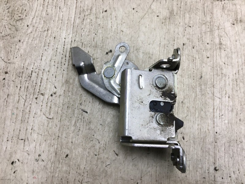 Замок двери боковой задний левый NV200 USA 13- 2020 M20XUS 2.0 MR20DE