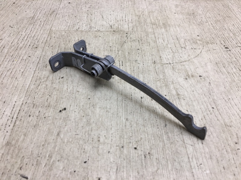 Ограничитель двери задний правый NISSAN NV200 USA 13- M20XUS 2.0 MR20DE