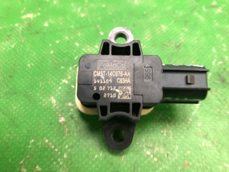 Датчик удара FOCUS 10-18 2015 CB8 2.0 XQDA Датчик удара FOCUS 10-18 2015 CB8 2.0 XQDA