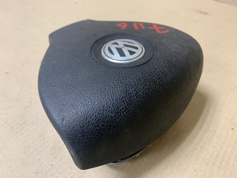 Подушка безопасности в руль VOLKSWAGEN JETTA 05-10 Седан 2.5