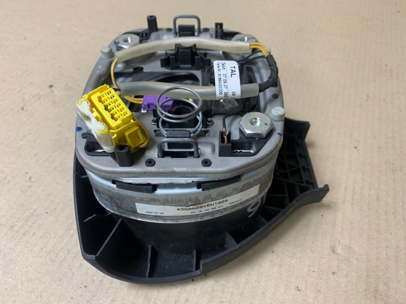 Подушка безопасности в руль JETTA 05-10 2007 Седан 2.5