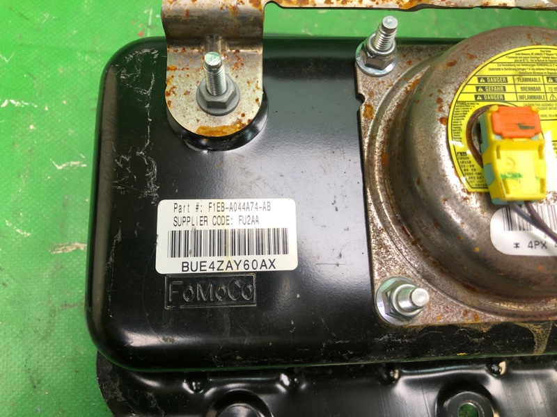Подушка безопасности пассажира FORD FOCUS 10-18 CB8 2.0 XQDA