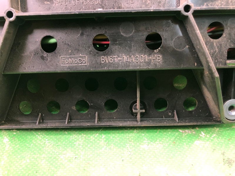 Блок предохранителей салон задний FOCUS 10-18 2015 CB8 2.0 XQDA