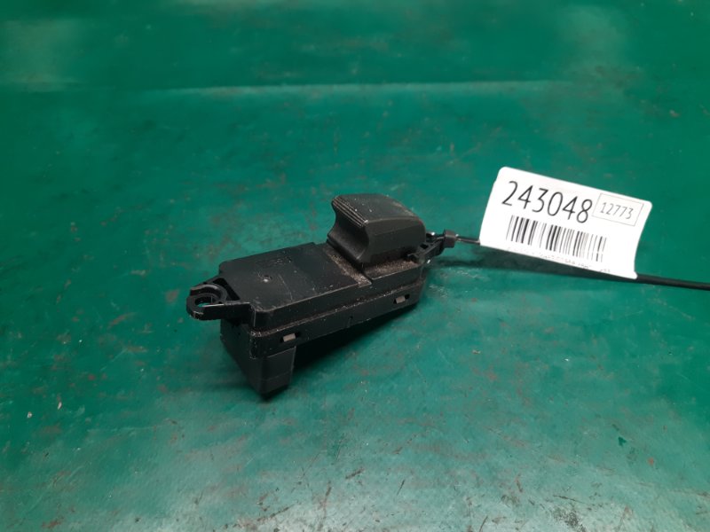 Запчасть кнопка стеклоподъемника задняя правая MAZDA CX-7 06-12 2009 Внедорожник 2.5 L5 EG23-66-380 Б/У Кнопка стеклоподъемника задняя правая MAZDA CX-7 06-12 2009 Внедорожник 2.5 L5 EG23-66-380 Б/У