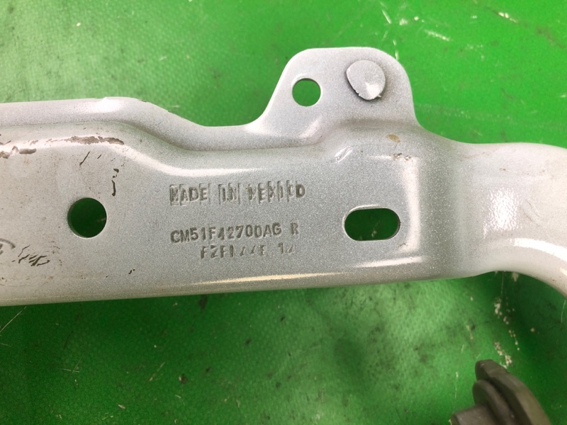 Петля крышки багажника правая FOCUS 10-18 2015 CB8 2.0 XQDA