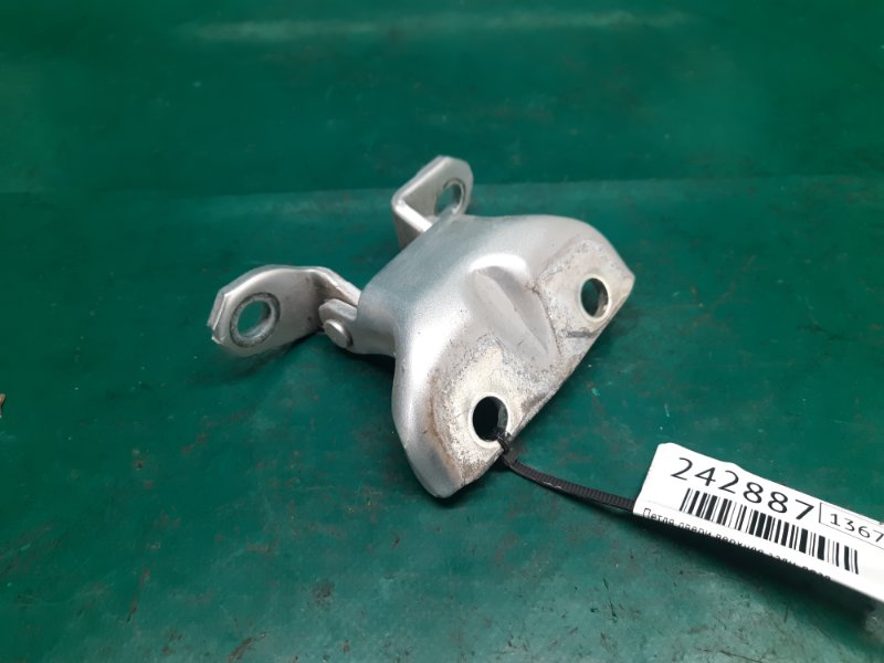 Петля двери верхняя задняя правая HYUNDAI ELANTRA HD 06-11 2008 Седан 2.0 G4GC 79420-2D000 Б/У