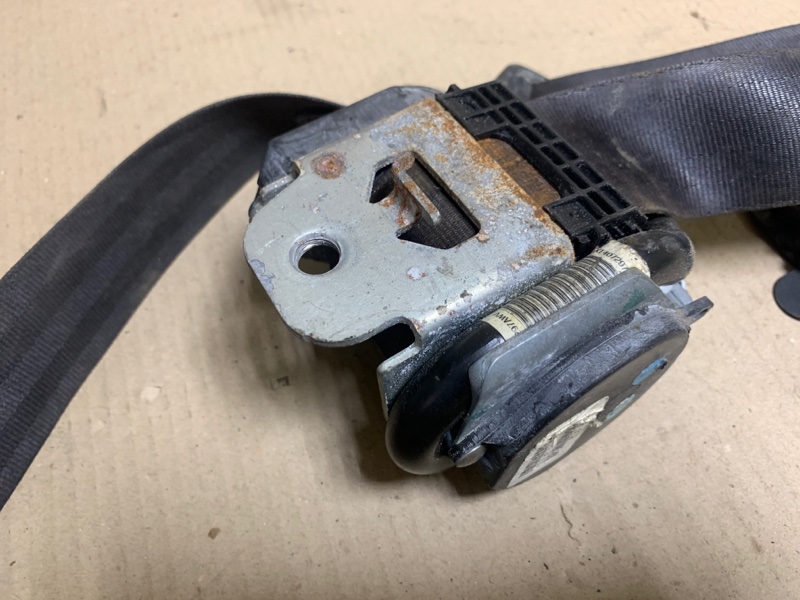 Ремень безопасности передний левый JETTA 05-10 2007 Седан 2.5