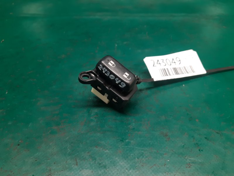 Кнопка центрального замка передняя правая MAZDA CX-7 06-12 2009 Внедорожник 2.5 L5 GS3M-66-660A Б/У