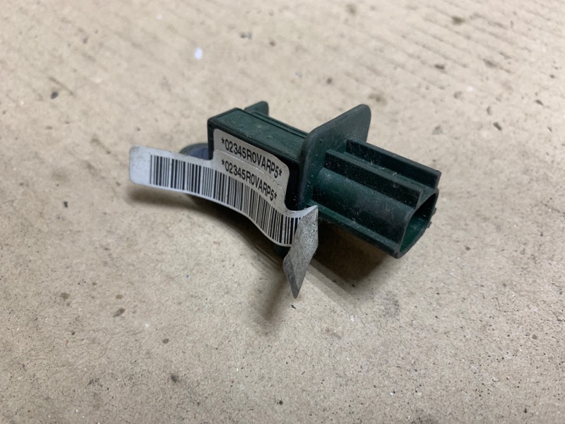 Датчик удара передний VOLKSWAGEN JETTA 05-10 Седан 2.5