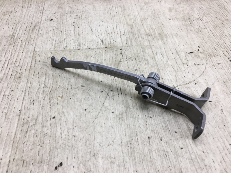 Ограничитель двери задний левый NV200 USA 13- 2020 M20XUS 2.0 MR20DE