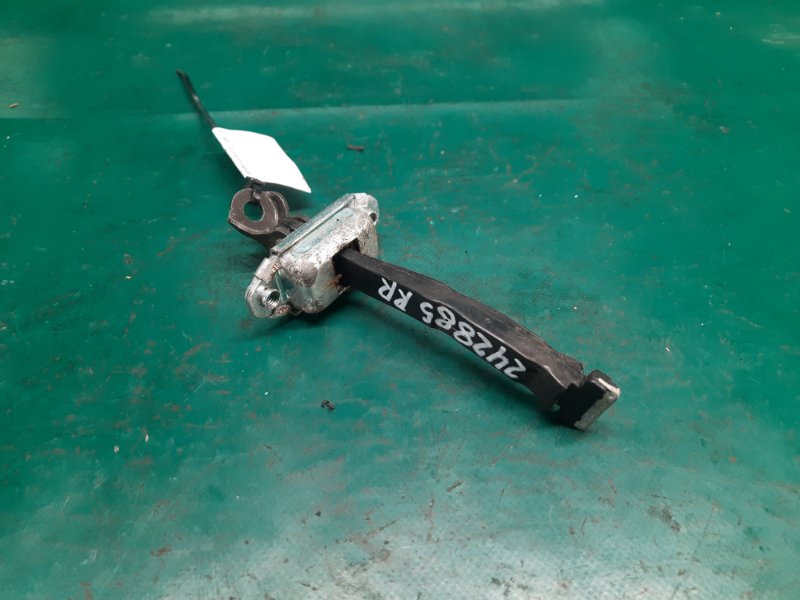 Ограничитель двери задний правый HYUNDAI ELANTRA HD 06-11 2008 Седан 2.0 G4GC 79490-2H000 Б/У