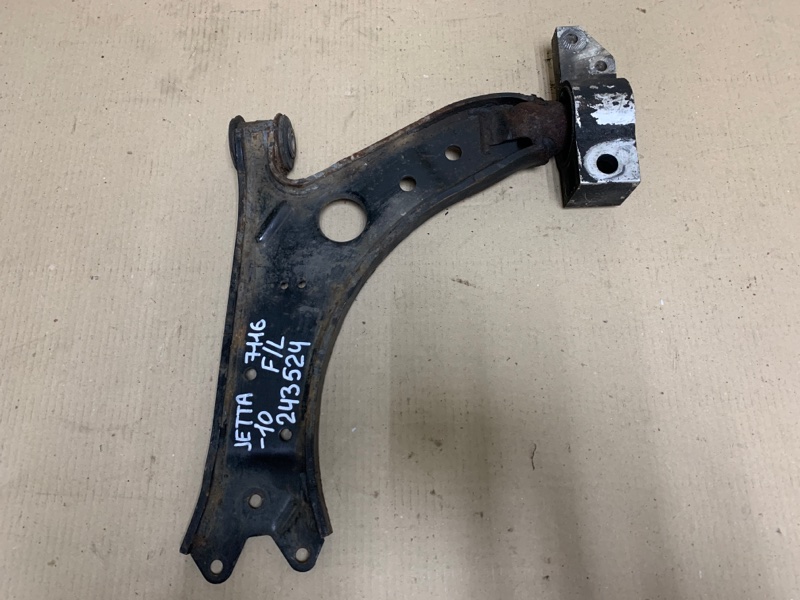 Рычаг передней подвески нижний левый VOLKSWAGEN JETTA 05-10 2007 Седан 2.5 1K0 407 151 BC Б/У