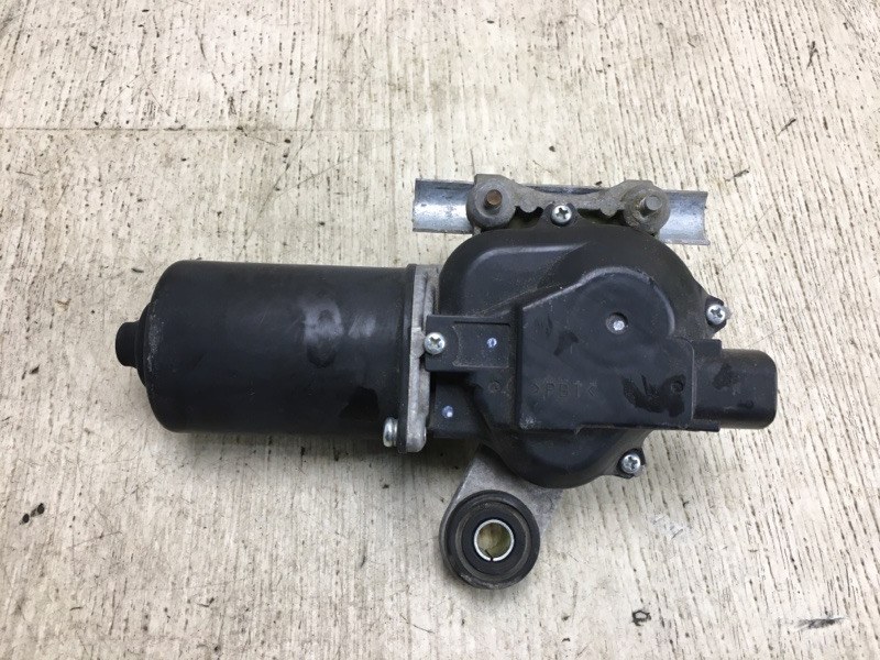 Моторчик стеклоочистителя передний NV200 USA 13- 2020 M20XUS 2.0 MR20DE Моторчик стеклоочистителя передний NV200 USA 13- 2020 M20XUS 2.0 MR20DE