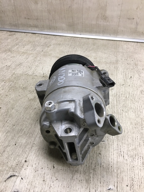 Компрессор кондиционера NV200 USA 13- 2020 M20XUS 2.0 MR20DE