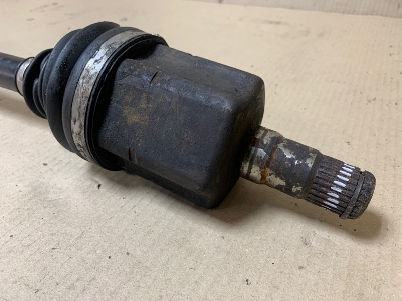 Привод передний левый JETTA 05-10 2007 Седан 2.5