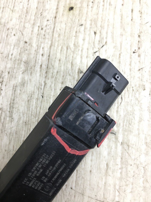 Антенна NISSAN NV200 USA 13- M20XUS 2.0 MR20DE