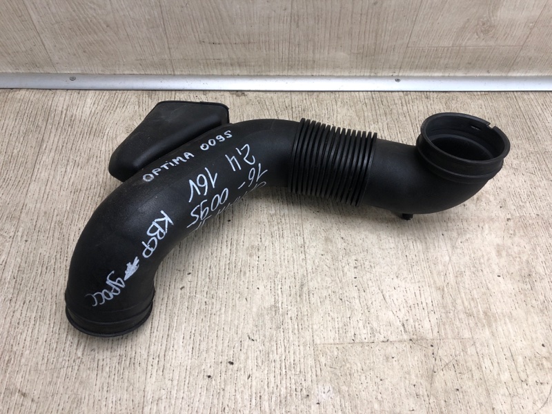 Патрубок воздушного фильтра KIA OPTIMA JF 15-20 JF 2.4 G4KJ Патрубок воздушного фильтра KIA OPTIMA JF 15-20 JF 2.4 G4KJ