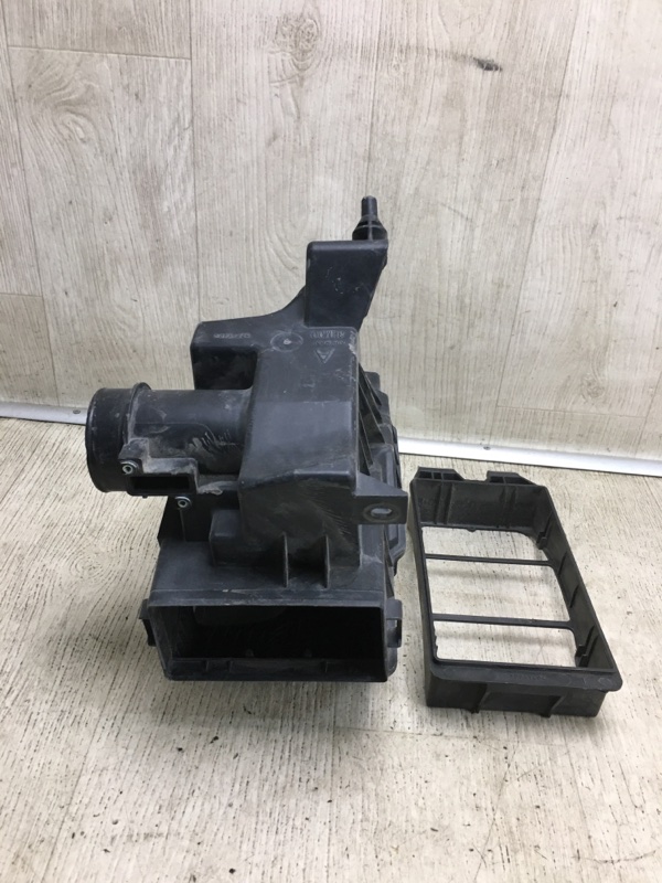 Корпус воздушного фильтра NV200 USA 13- 2020 M20XUS 2.0 MR20DE