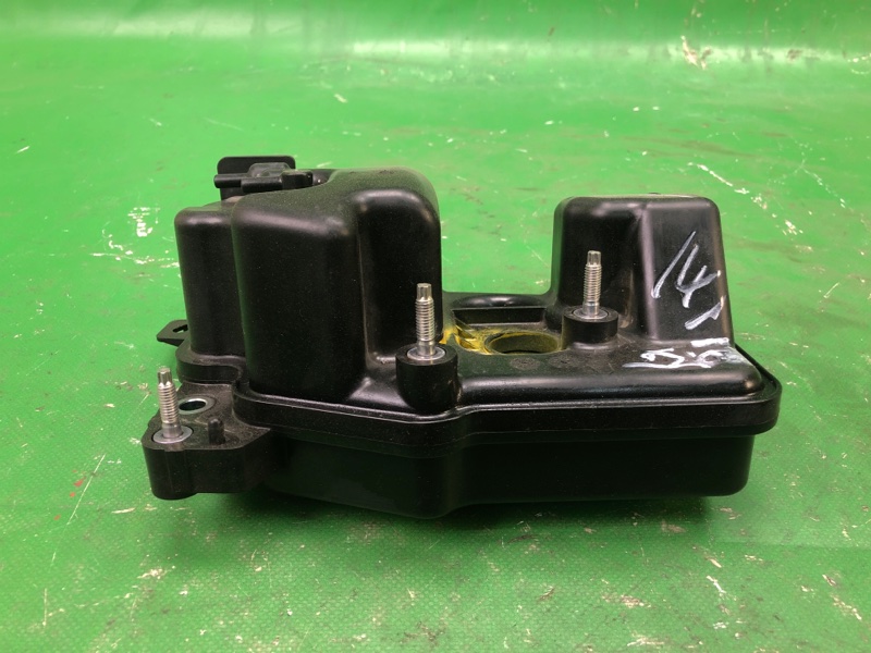 Клапан воздушный TOYOTA RAV4 13-19 2017 ZSA42 2.0 3ZRFE 25719-37010 Б/У