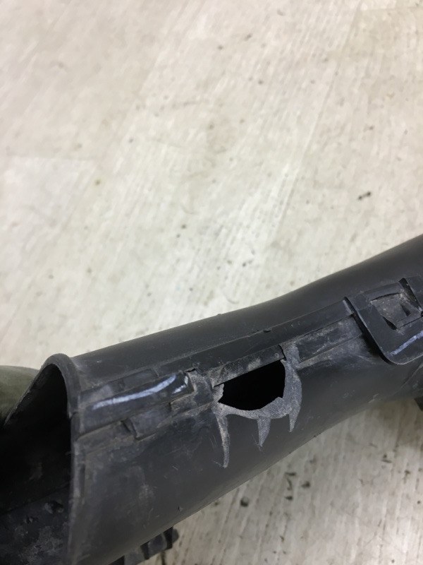 Резонатор воздушного фильтра NV200 USA 13- 2020 M20XUS 2.0 MR20DE