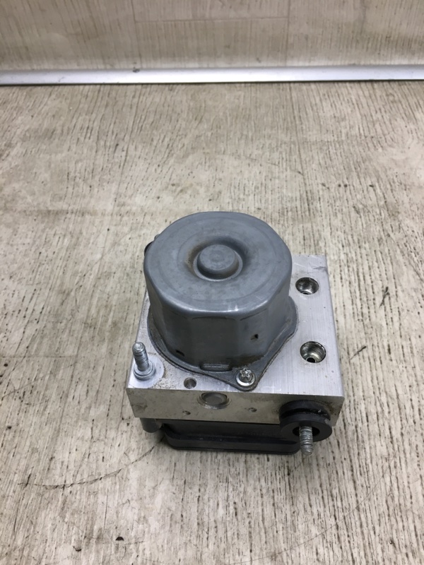 Блок ABS NV200 USA 13- 2020 M20XUS 2.0 MR20DE