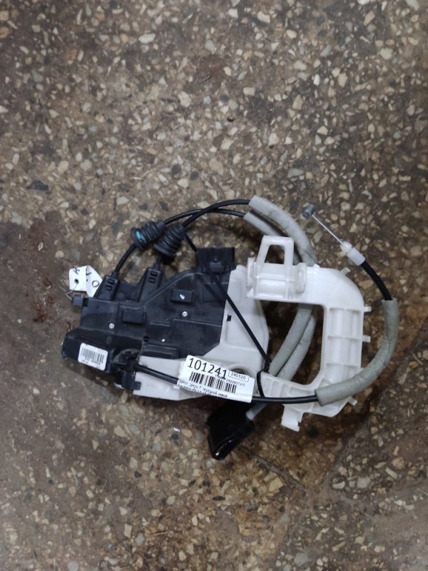 Запчасть замок двери передний левый KIA SOUL PS 13-19 2014 PS 2.0 81310-B2010 Б/У Замок двери передний левый KIA SOUL PS 13-19 2014 PS 2.0 81310-B2010 Б/У