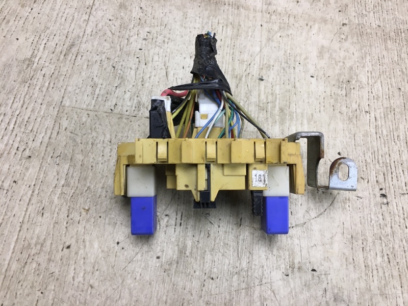 Блок предохранителей салон NISSAN NV200 USA 13- M20XUS 2.0 MR20DE Блок предохранителей салон NISSAN NV200 USA 13- M20XUS 2.0 MR20DE