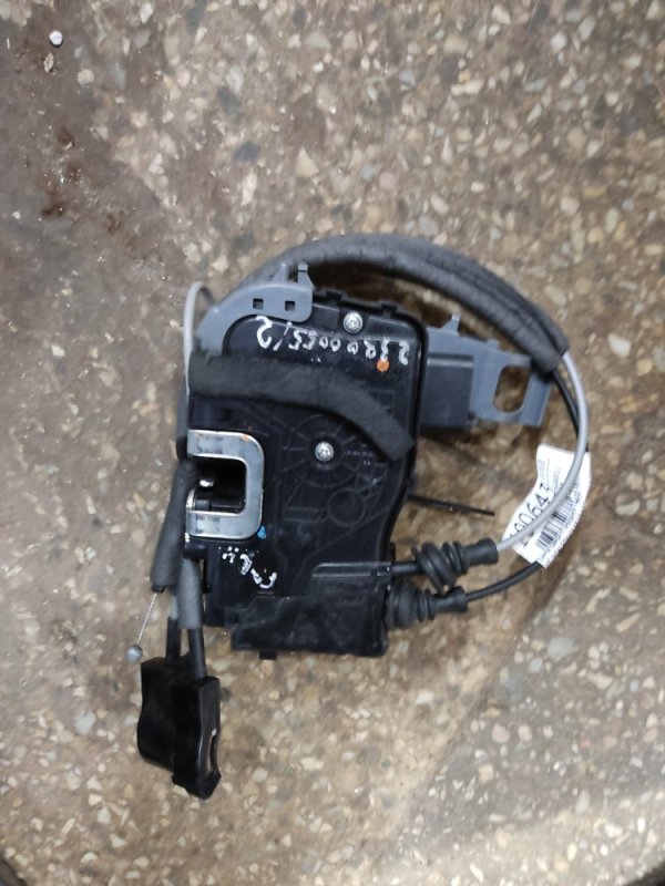 Замок двери передний левый HYUNDAI SONATA YF 10-14 2012 Седан 2.4 81310-3S010 Б/У