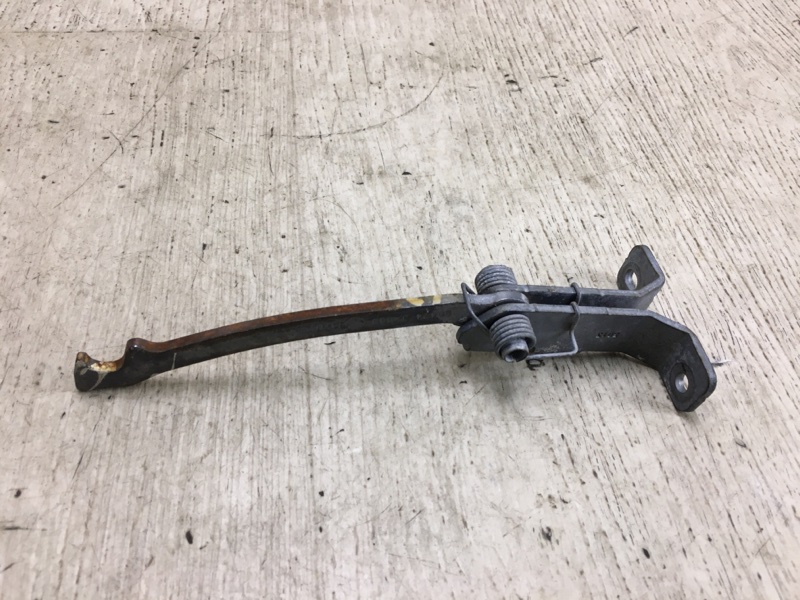 Ограничитель двери задний правый NV200 USA 13- 2020 M20XUS 2.0 MR20DE