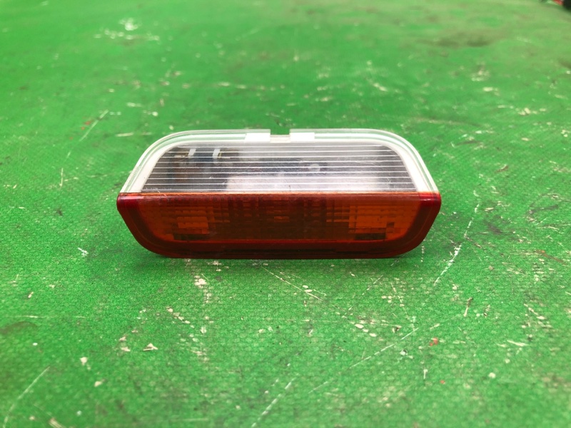 Запчасть плафон салона PORSCHE CAYENNE 10-18 2010 958 4.8 M48.02 95863241100 Б/У Плафон салона PORSCHE CAYENNE 10-18 2010 958 4.8 M48.02 95863241100 Б/У