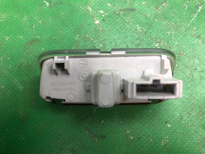 Плафон салона PORSCHE CAYENNE 10-18 958 4.8 M48.02 Плафон салона PORSCHE CAYENNE 10-18 958 4.8 M48.02