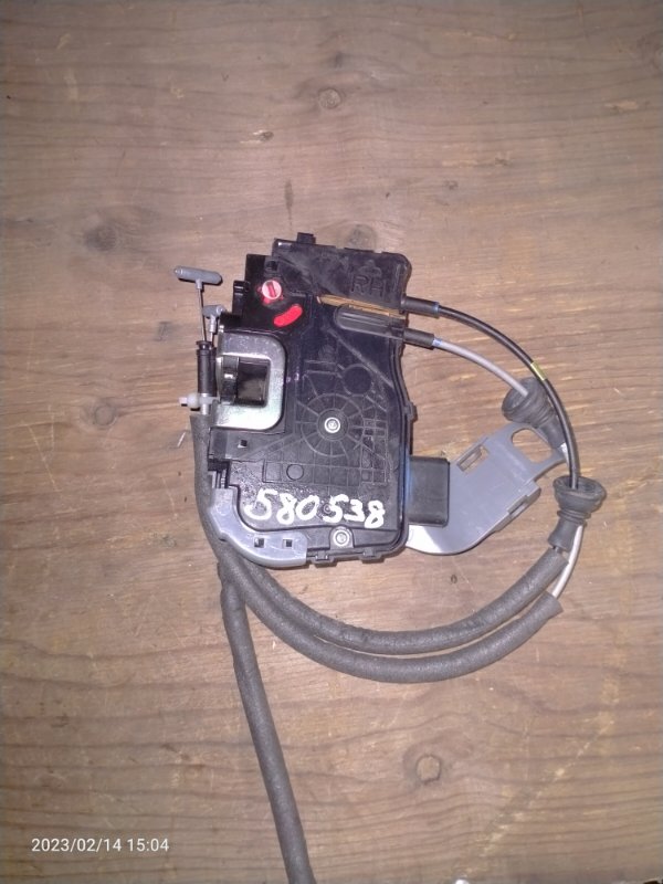 Замок двери задний правый HYUNDAI SONATA YF 10-14 81420-3S000 Б/У