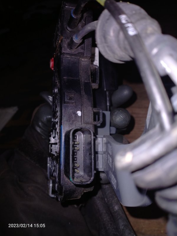 Замок двери задний правый HYUNDAI SONATA YF 10-14