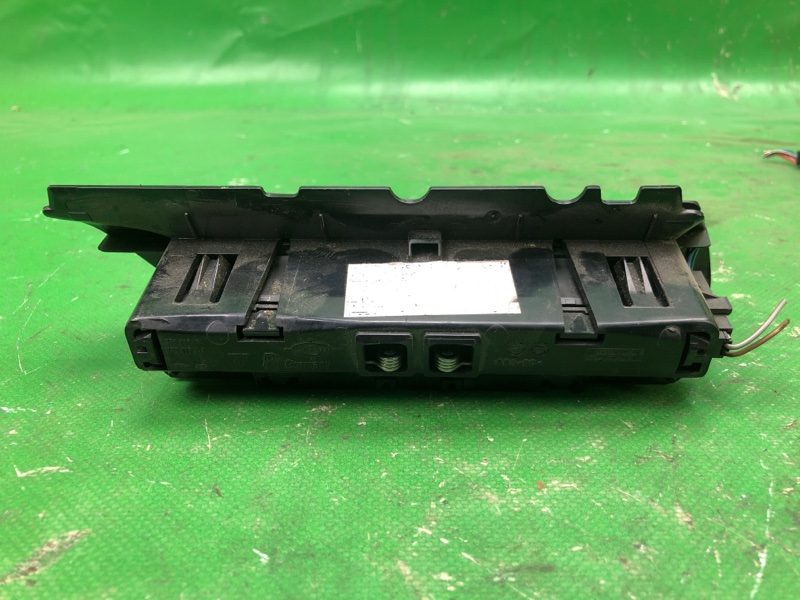 Пепельница задняя левая CAYENNE 10-18 2010 958 4.8 M48.02 Пепельница задняя левая CAYENNE 10-18 2010 958 4.8 M48.02