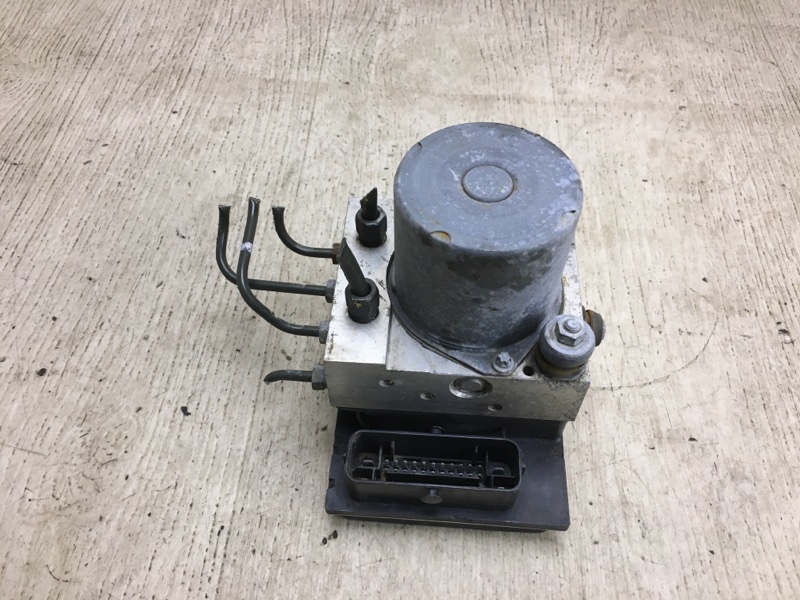 Блок ABS NISSAN NV200 USA 13- 2020 M20XUS 2.0 MR20DE 47660-9SA1A Б/У