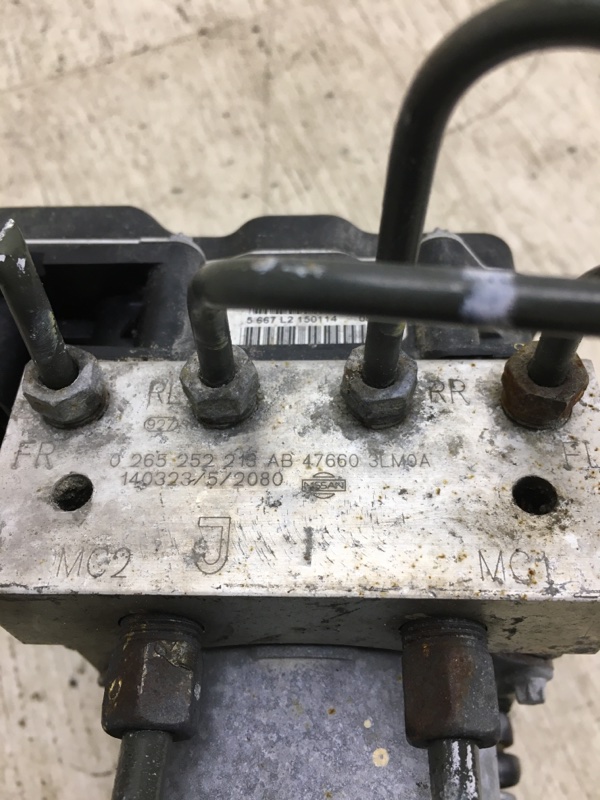 Блок ABS NV200 USA 13- 2020 M20XUS 2.0 MR20DE