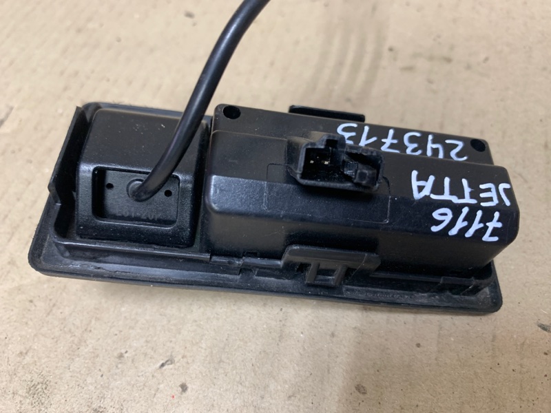 Кнопка открывания багажника наружная JETTA USA 10-17 2015 Седан 2.0